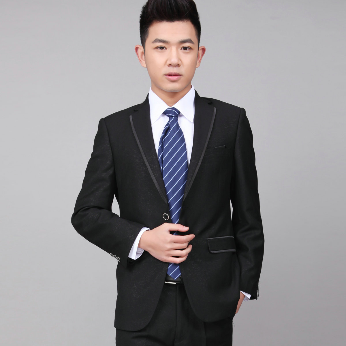 男士職業(yè)裝定制,西服定制更保暖 男士職業(yè)裝定制,西服定制更保暖